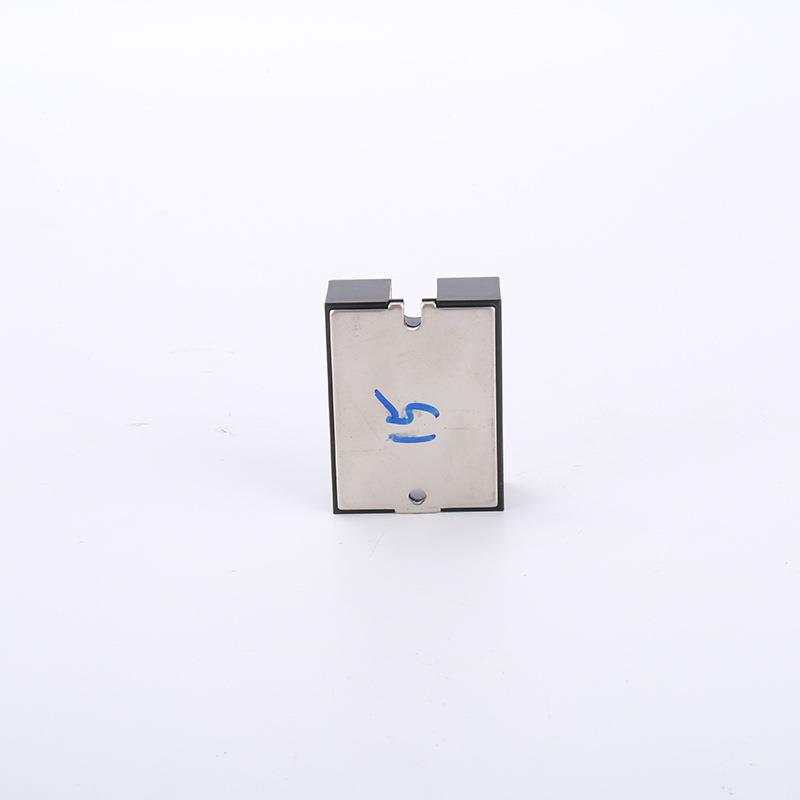 固态继电器MGR-1D48150小型直流24V直流控交流固态继电器