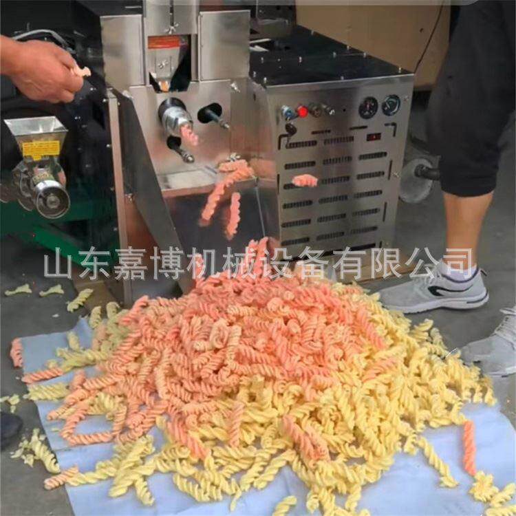 菏泽创业用双机头四缸杂粮膨化机 黑米大米直管机 厢式食品膨化机