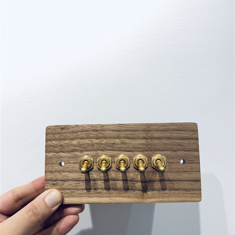 118型复古开关面板 实木黄铜黑胡桃美H式木质插座 创意  名宿酒店