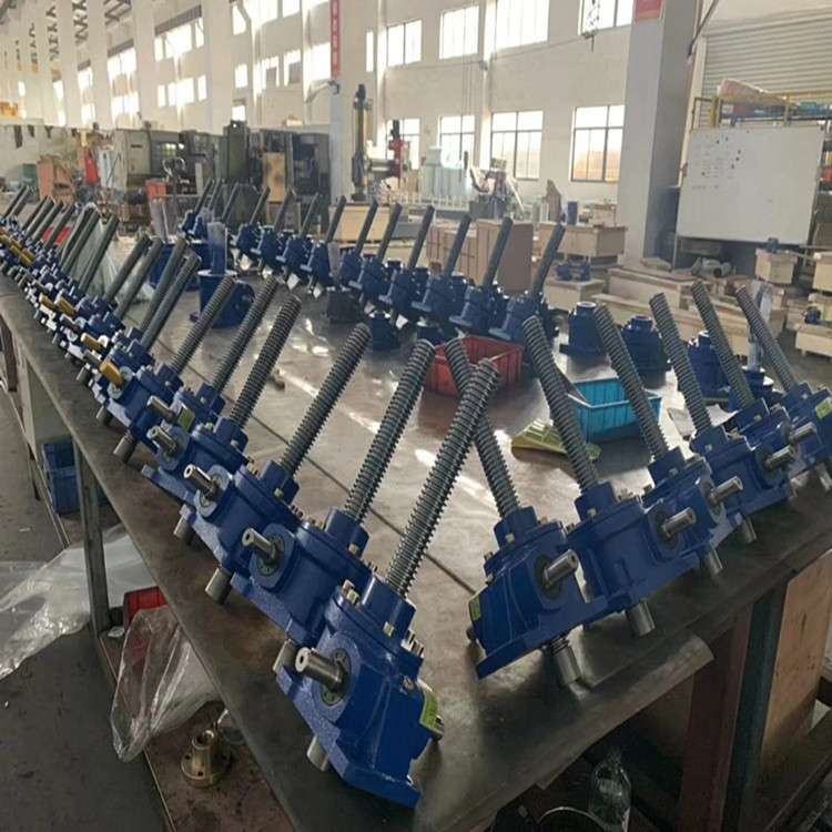 直销 0.8kw JRSS60蜗轮丝杆升降机 同轴式硬齿面升降机