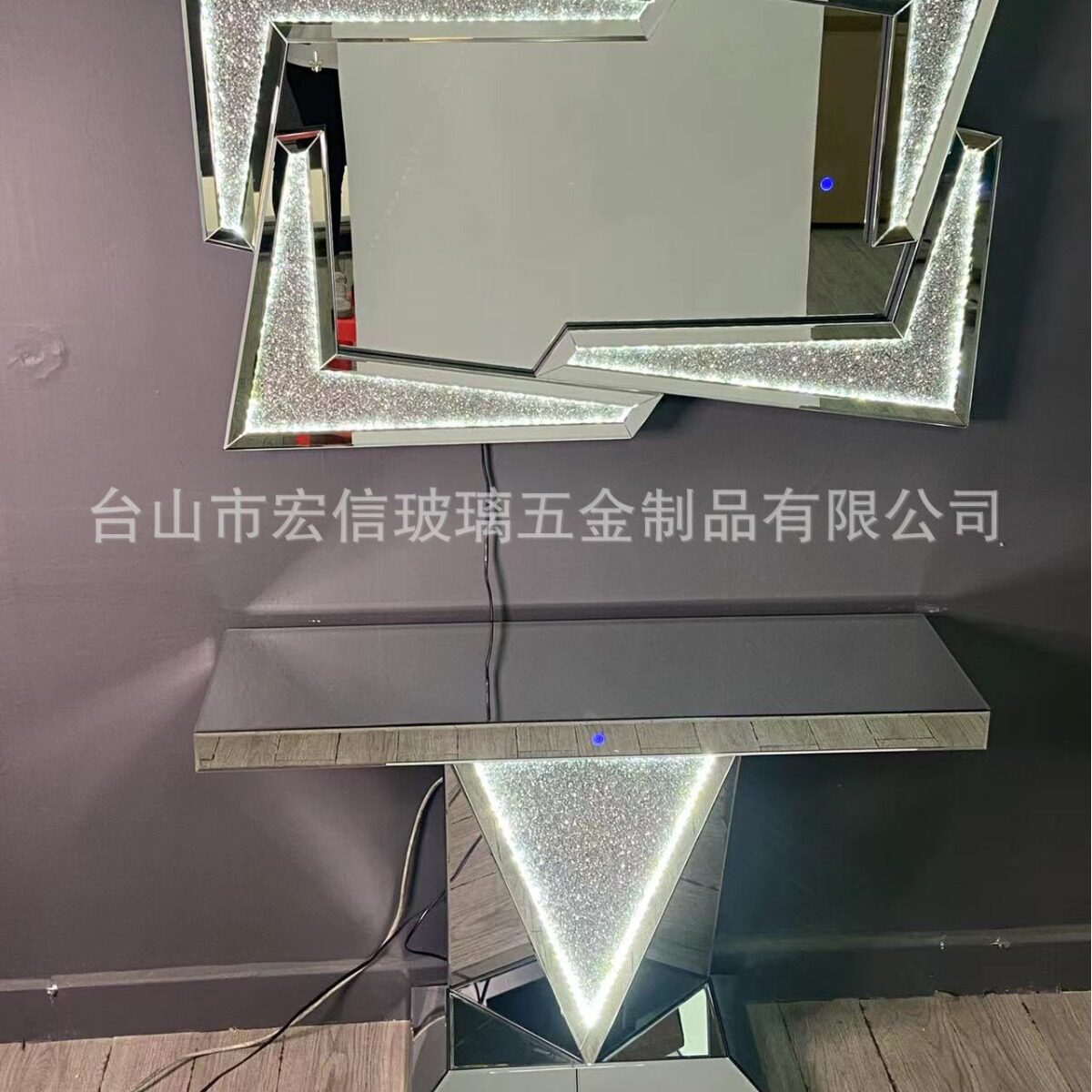 跨境亚马逊外贸LED灯光床头柜镜面现代卧室装饰家具储物柜侧玄关