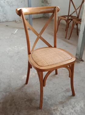 实木铁艺餐椅复古榉木做旧铁艺交叉靠背椅子酒店餐厅叉背椅