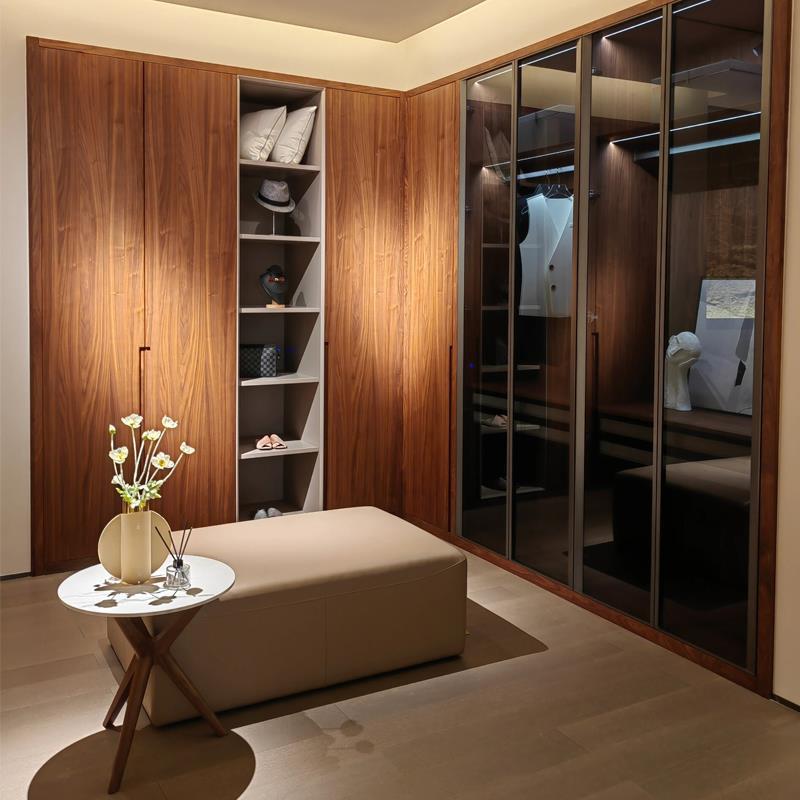 全屋定制L型衣柜整体走入式到顶衣帽间内嵌式平开门推拉门衣柜