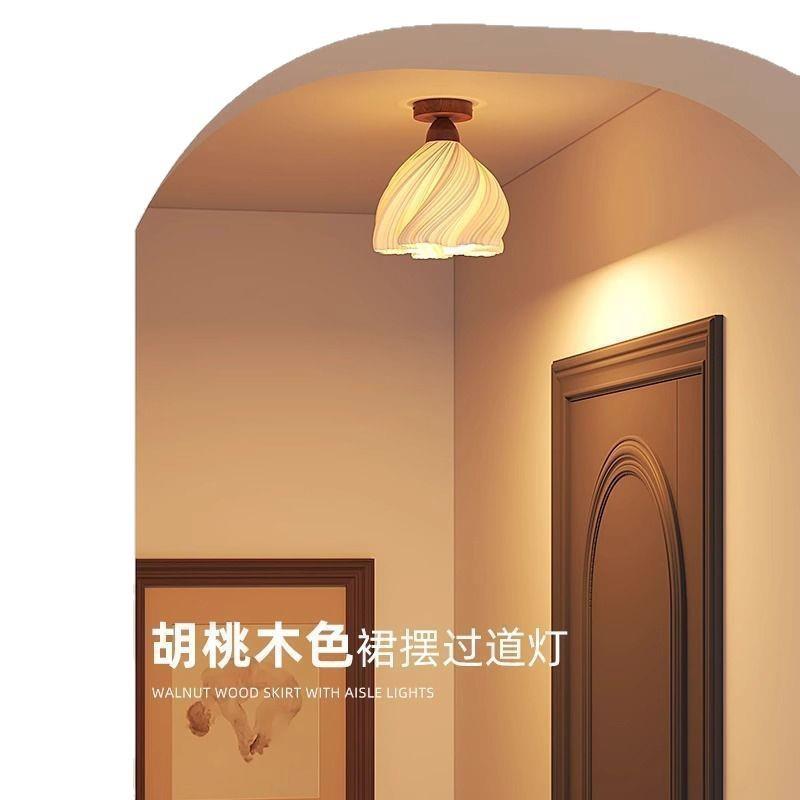 胡桃木法式奶油裙摆入户玄关走廊过道灯阳台吸顶灯中古浪漫灯