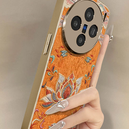 莲花小羊皮华为Mate80Pro手机壳