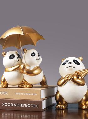 现代风格轻奢创意熊猫摆件可爱孩子礼物房间装饰玄关办公桌装饰品