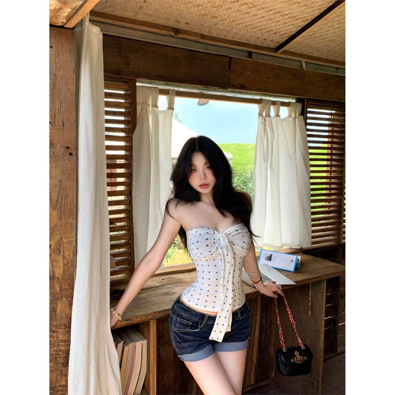 性感纯欲风抹胸背心女夏季时尚修身显瘦外穿气质辣妹纯色上衣ins