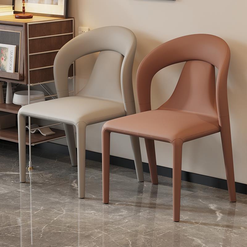 现代简约餐椅2025新款意式轻奢岛台椅子创意高级酒店椅家用餐桌椅
