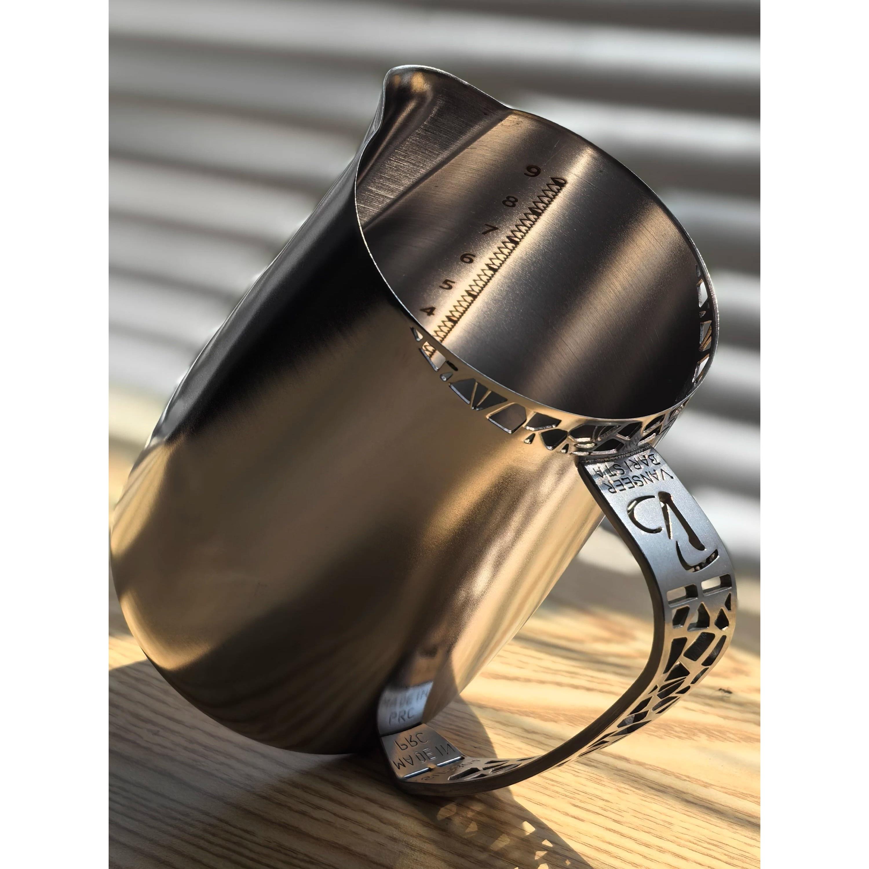 VanseerBarista压纹拉花缸304不锈钢镂空压纹拉花缸打奶缸06/22嘴