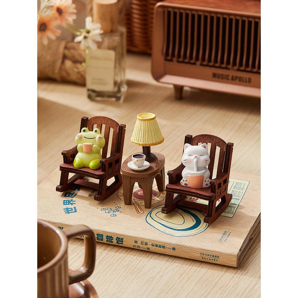 生日礼物送女生朋友女孩子离职工位桌面小众摆件高级感电脑趴趴椅