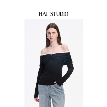 HAI STUDIO 秋冬女士黑白拼色针织一字肩上衣 法式针织衫