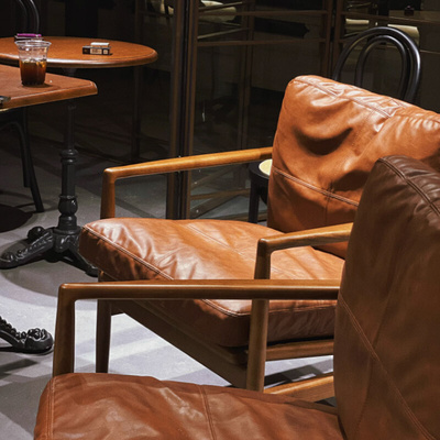 Romo汉克白蜡木单人沙发椅北欧咖啡厅头层真皮单人位沙发休闲椅