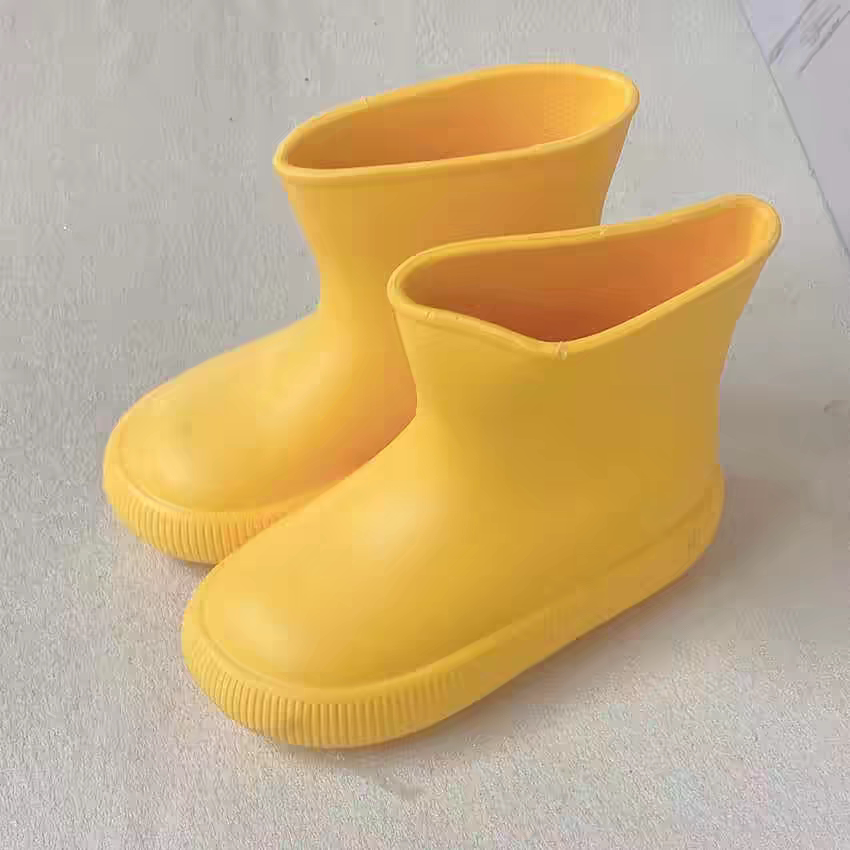 外贸原单尾货儿童雨鞋微瑕，不退换介意勿拍
