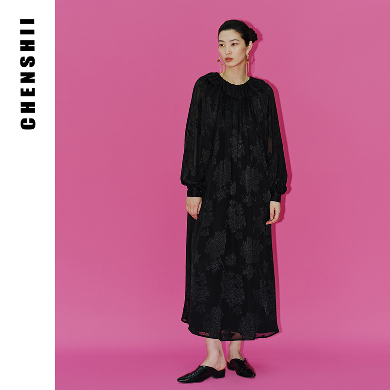 CHENSHII官方 2025秋季新款时尚优雅桑蚕丝荷叶领插肩袖连衣裙