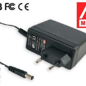 GS15E-3P1J12~15WAC-DC桌上型单输出充电器