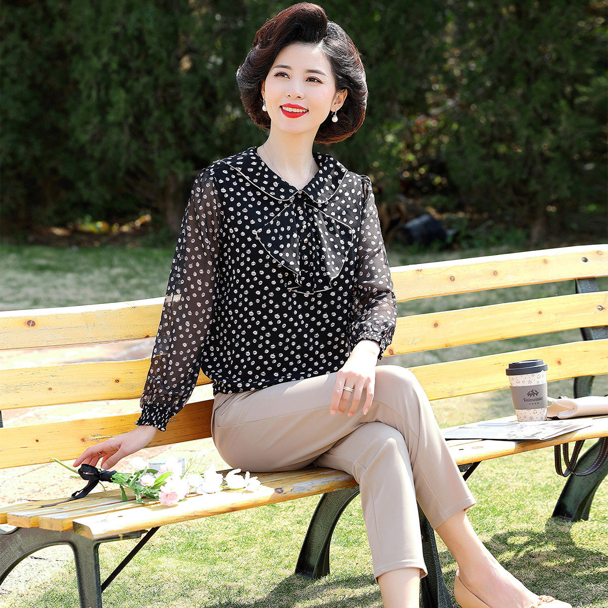 2024秋季两件套妈妈装中老年女装印花雪纺上衣+长裤套装女