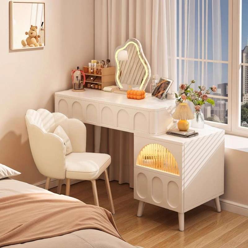 奶油风梳妆台卧室简约现代2025新款镜子小户型主床头柜一体化妆桌