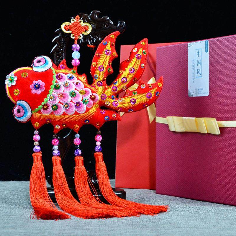 纯手工布艺刺绣金鱼装饰挂件客厅中国风小礼品民俗特色手工艺品