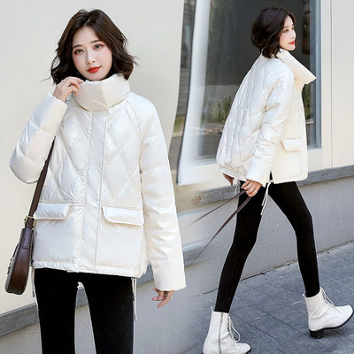 短款羽绒服e女2023新款亮面皮面免洗轻薄白色宽松冬季外套潮