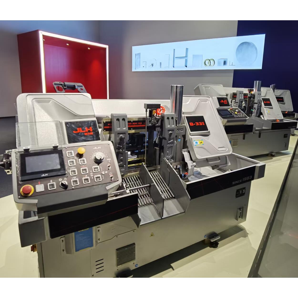 浙江锯力煌 B33 数控智能高速 双立柱卧式金属带锯床A/B/C型号全