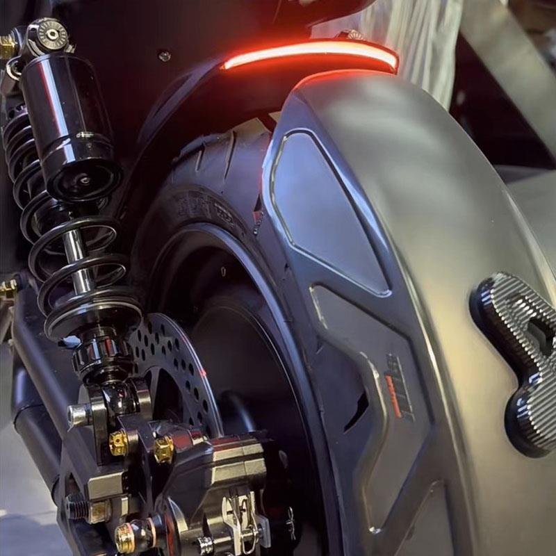 适用小牛MQIL/U2/U+九号机械师/F90/C90 带灯前段通用 后盾挡泥板