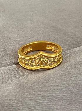 新款古法金色戒指复古花枝心形不规则闭口雕刻镂空小众时尚婚戒女