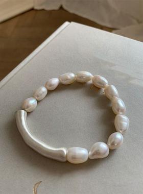 新款巴洛克仿珍珠银色弯管弹力手链设计小众设计手环女百搭轻奢感