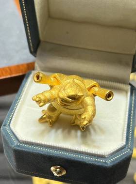 2024新款小精灵神奇宝贝摆件黄金色轻奢个性设计感高级感精致摆件