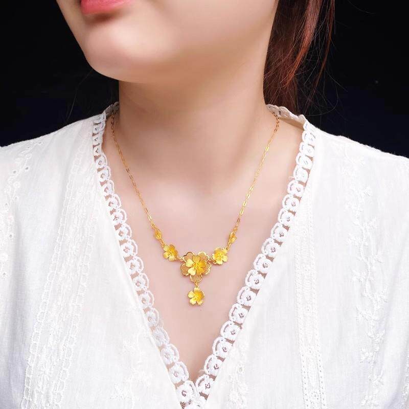 花朵项链女精致轻新娘结婚套链奢高级新款小众百搭五朵花瓣锁骨链