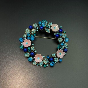 Vintage古着 Blue Halo Wreath胸针