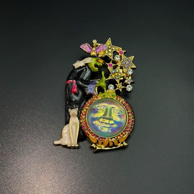 Vintage古着 The witch's magic胸针