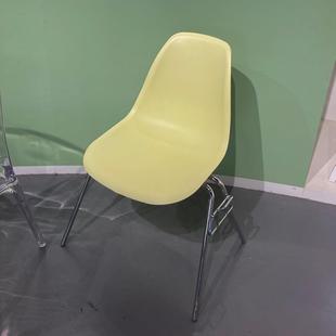 北欧网红餐椅中古设计师家用无扶手椅现代简约办公可叠放靠背椅子