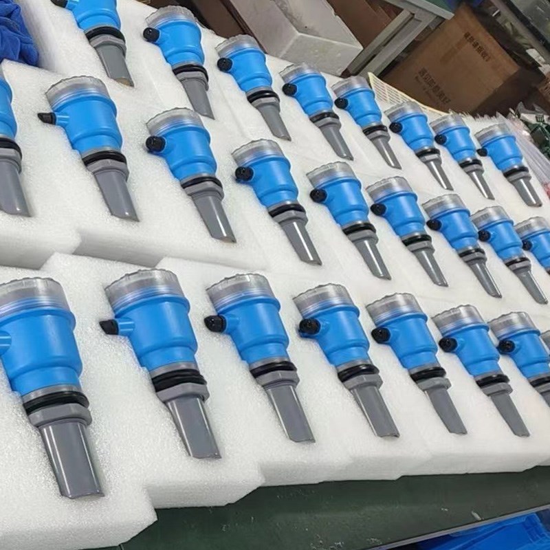 防腐一体式智能超声波液位计4-20mA料位物位水位控制器雷达水位计