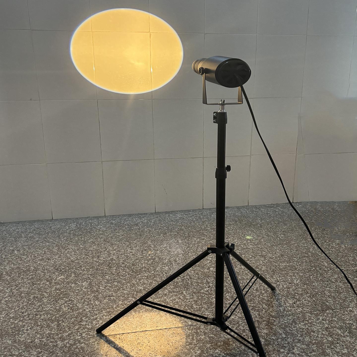 插电式落地灯伸缩三角杆装饰拍照纯圆灯光聚光灯氛围背景照明射灯