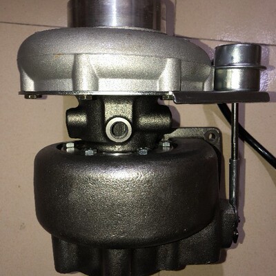 日野K13C WH2D 3533261 3533262 24100-2920 涡轮增压器