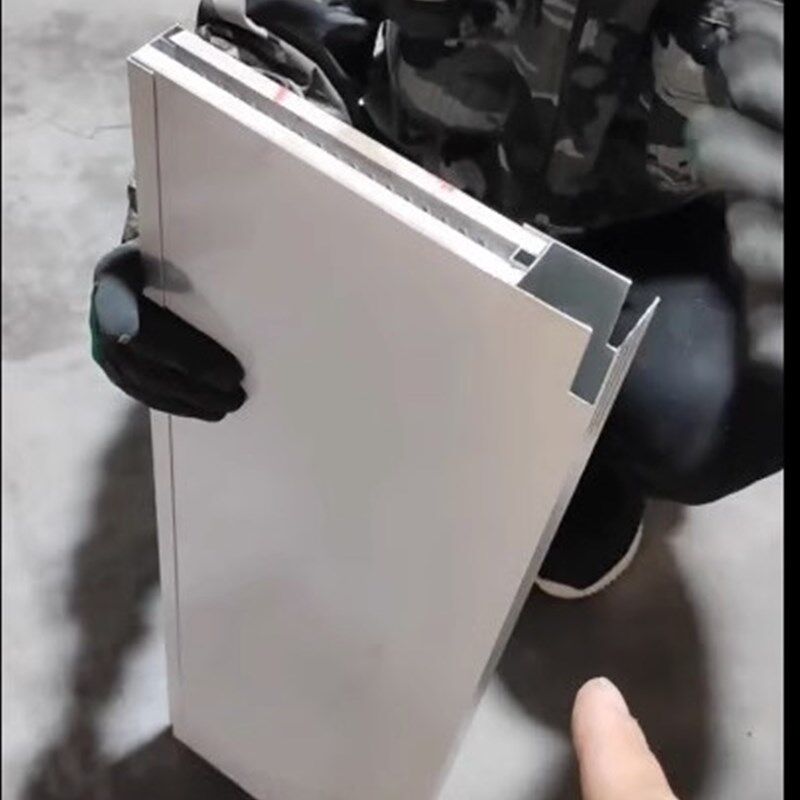 现货速发瓷砖橱柜4mm宽厚灌浆注水泥小山槽卡槽封边注浆铝型材三