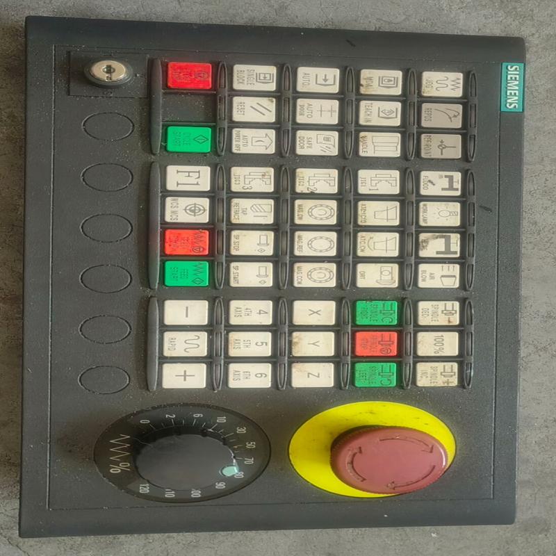 议价面板6FC5303-0AF23-0AA1，包好，成色如