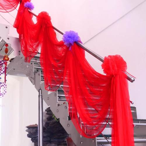 楼梯扶手纱纱球套餐 婚房纱幔拉花装饰 结婚婚礼网纱布置用品