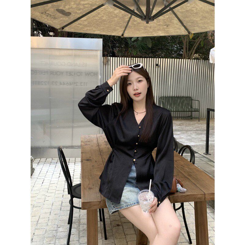 现货速发高级感缎面醋酸V领春季大码中长款收腰不规则开叉上衣