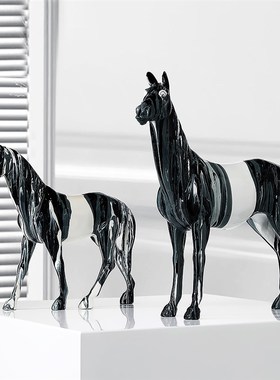 速发桌彩骏马摆件轻奢办公室玄面摆设客厅流关电视柜软装招财饰品