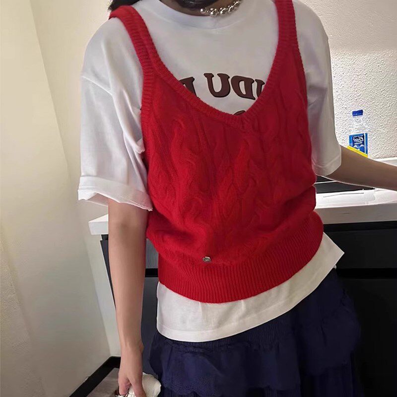 速发红色麻花针织背心20无5新款春季叠穿马甲独特上致小吊带2袖别