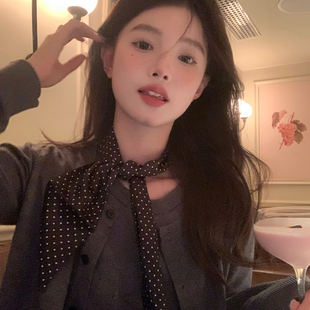 【我的脸很圆】法式复古波点丝巾简约精致千禧辣妹挂脖飘带丝巾