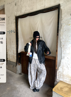 牙套大汪10/8 20点【时髦尖子生】S*P黑色夹棉PU皮衣棉服外套