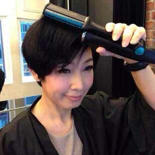 钻转短发内扣卷发器神器卷发棒刘海直发梳防烫卷直两用电卷梳蓬松