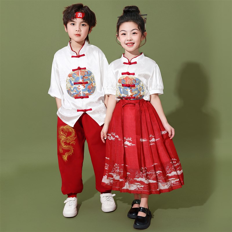 好货元旦儿童演出服男童汉服秋冬款中国风运动会服装女童马面裙表