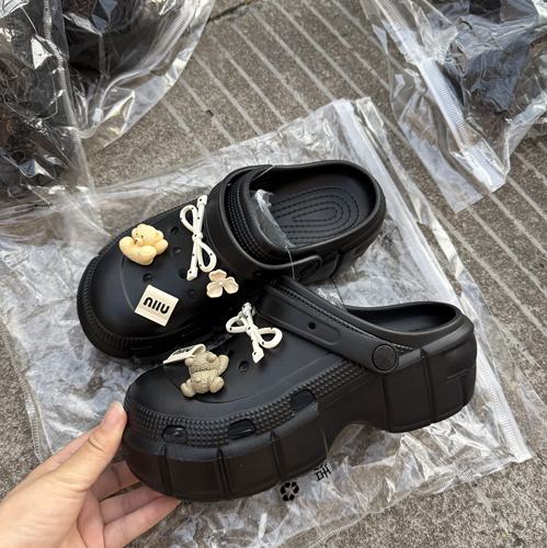 断码福利 蝴蝶结+小熊洞洞鞋