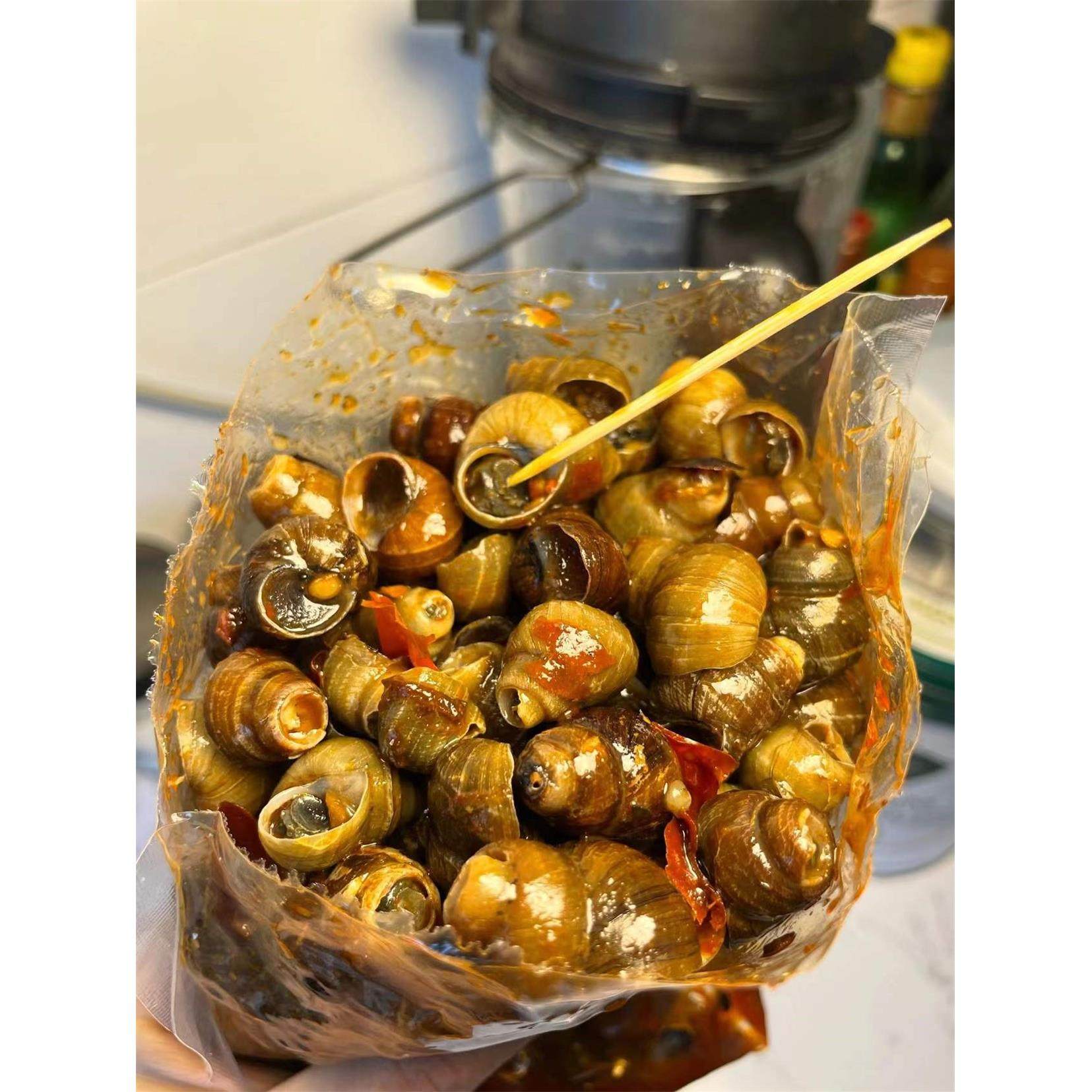 儿时记忆小零食田螺8090后怀旧小卖铺牙签螺丝开袋即食麻辣小螃蟹