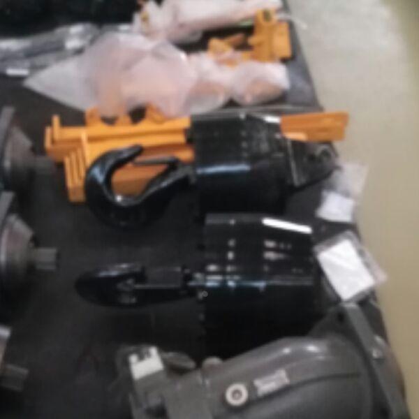 徐工吊车16吨25k20B16C20G25k5副钩小钩优质原厂配件