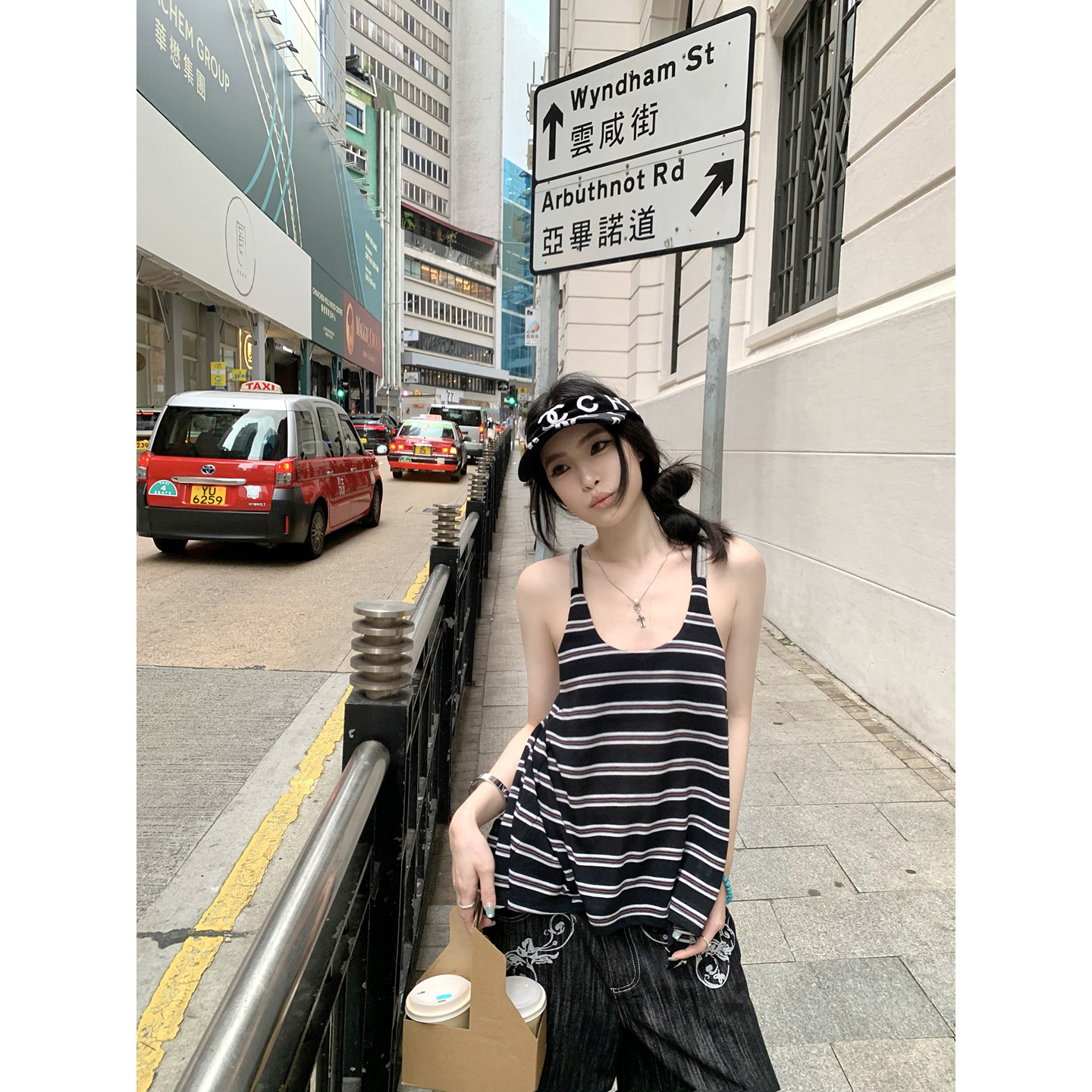 吴太甜 编织绳交叉绑带露背吊带背心女夏季宽松百搭休闲条纹上衣