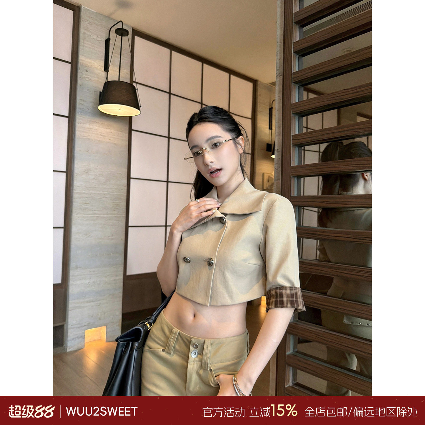 吴太甜 小众设计露肚脐短款辣妹双排扣五分中袖风衣式外套开衫女